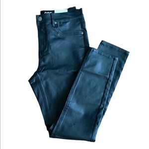 GUESS FAUX LEATHER SKINNY JEANS